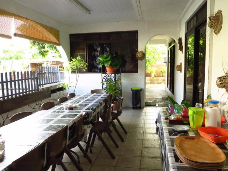 Ahitea Lodge Papeete  Esterno foto