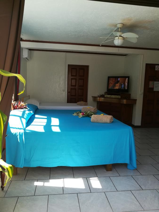 Ahitea Lodge Papeete  Esterno foto
